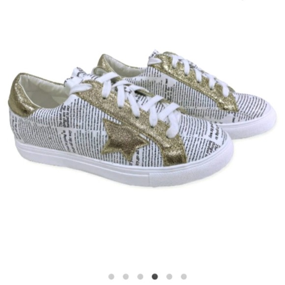 Newspaper Star Fashion Sneakers - Picture 5 of 6